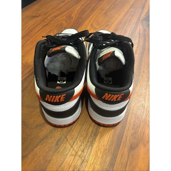 Nike Men's Black & White Dunk Low Retro Lace-up Red Swoosh Sneakers Sz 8.5 NWOT - Picture 4 of 10